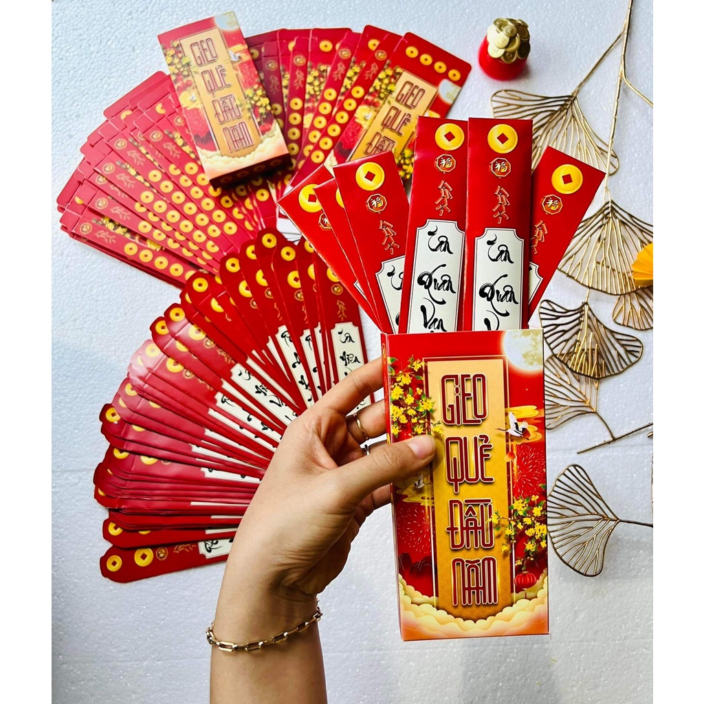 LÌ XÌ GIEO QUẺ ĐẦU NĂM TẾT 2023 QUÝ MÃO 1 HỘP 12 QUẺ MẪU HOT HIT