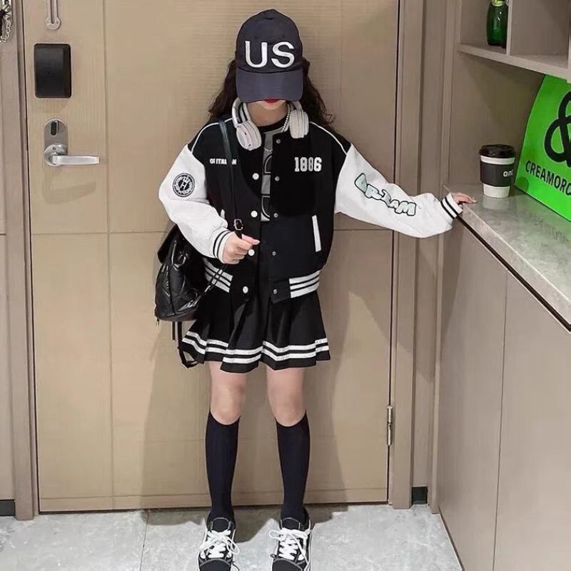 Set bộ bomber bóng chày kết hợp chân váy xếp ly bé gái