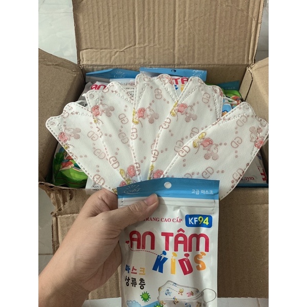 Khẩu trang KF94 trẻ em size 4-10 tuổi_Khẩu trang 4D Hoàng Dũng _ An Tâm _ Thịnh Phát KF94 em bé