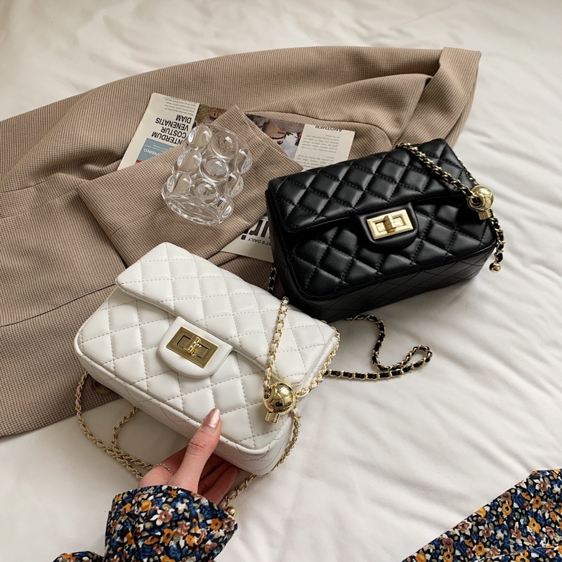 Túi Đeo Chéo Dây Xích Khóa Bóng Vàng Nhỏ Phong Cách Hàn Quốc Cho Nữ