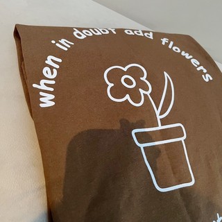 Áo thun unisex Flowers Tee