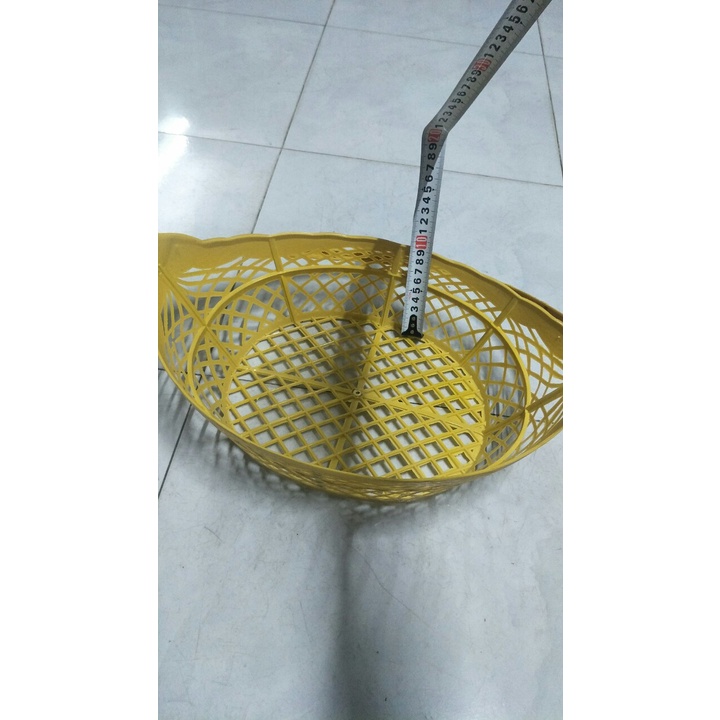 1 cái giỏ gói quà, gói trái cây