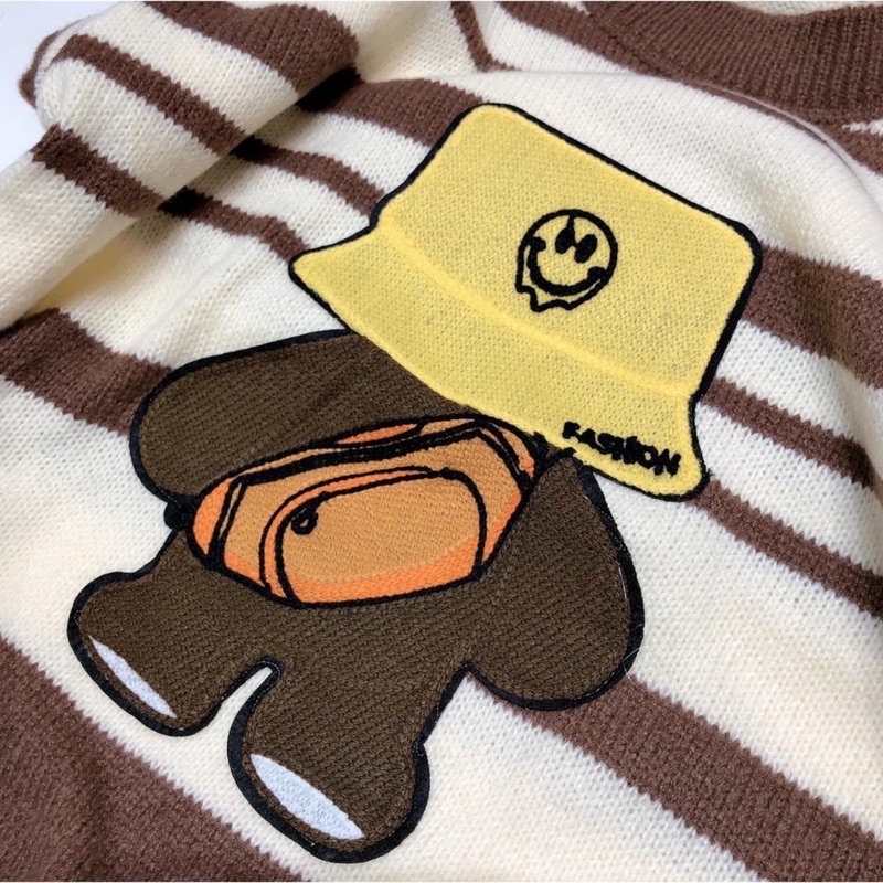 Áo Len Kẻ Ngang Croptop Nữ Hình Gấu Đội Mũ Hàng Quảng Châu Loại1