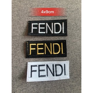 Sticker thêu là ùi fendi