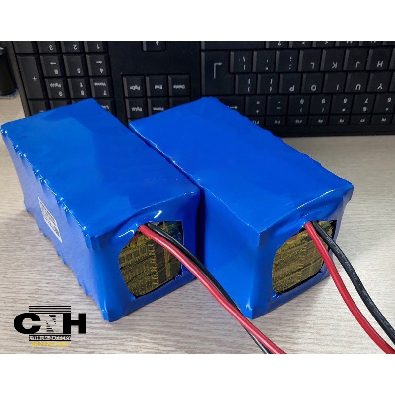 Pin sắt LifePO4 12V 15AH kèm BMS 30A bọc PVC