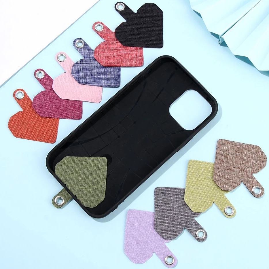 1 Dây Kẹp Điện Thoại / Thẻ Chống Thất Lạc Hình Trái Tim Tháo Rời Được Màu Ngẫu Nhiên