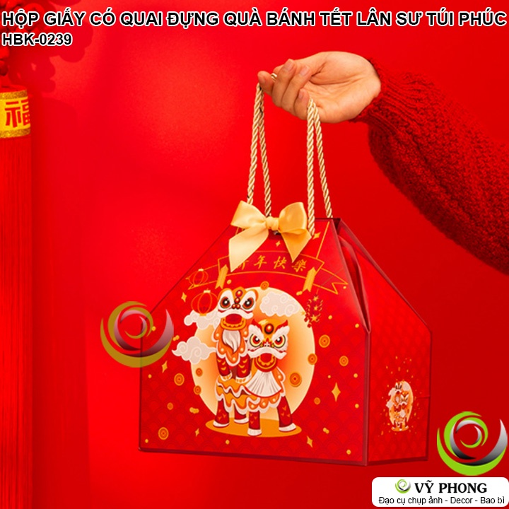 HỘP GIẤY CÓ QUAI ĐỰNG QUÀ TẶNG TẾT TÚI PHÚC GIẤY ĐỰNG BÁNH KẸO LÂN SƯ TRANG TRÍ DECOR NĂM MỚI TÂN XUÂN HBK-0239