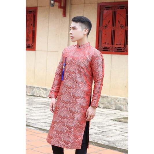 áo dài gấm đỏ