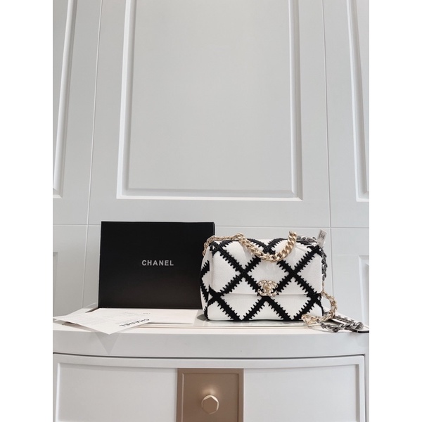 Túi đeo chéo Cha.nel C19 calfskin flapbag chất da bò mềm size 25cm fullbox