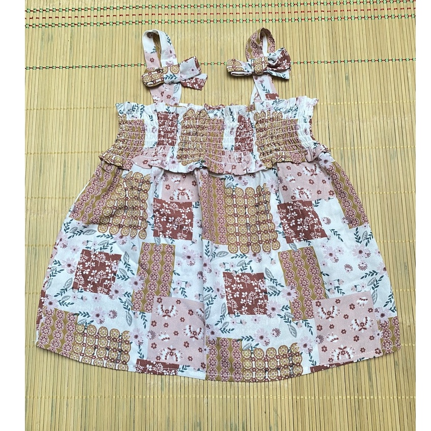 Áo bé gái vải họa tiết xinh, dây nơ ngực viền day chun, hàng xuất khẩu liên hệ shop tư vấn size