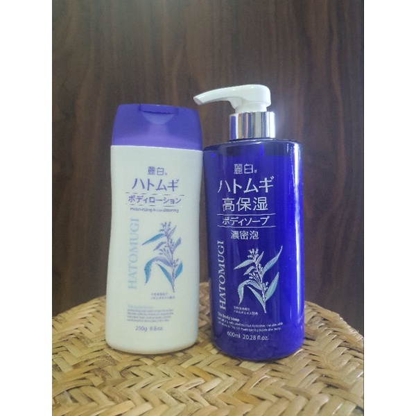 Sữa tắm dưỡng ẩm sâu trắng sáng mềm mịn da Hatomugi hàng Nhật chính hãng 600ml