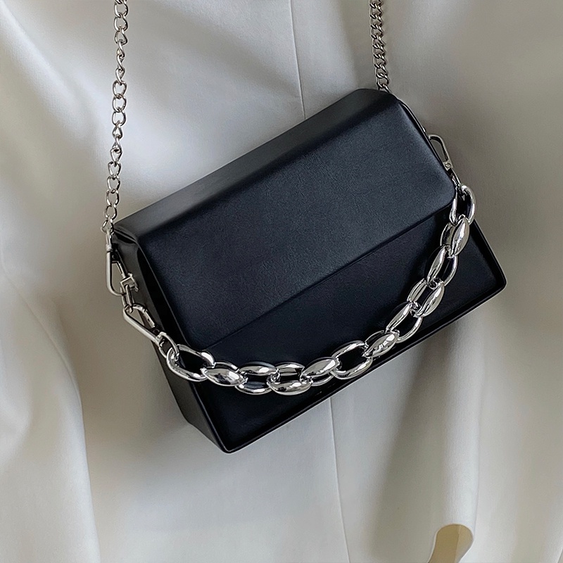 Túi Xách Nữ Đeo Chéo Đeo Vai Bằng Da Phối Dây Xích Sang Trọng