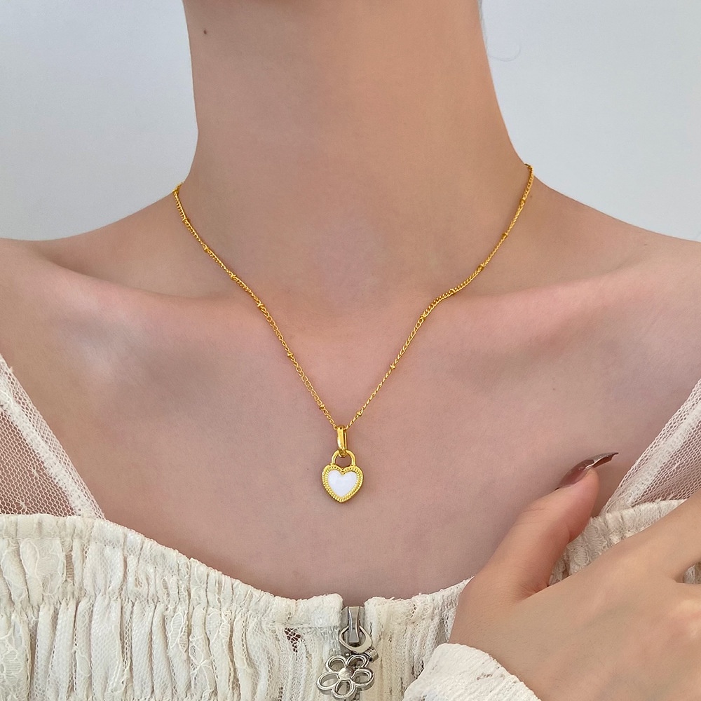 Vòng cổ Hai Mặt Hình Trái Tim Màu Trắng Đen Thanh Lịch