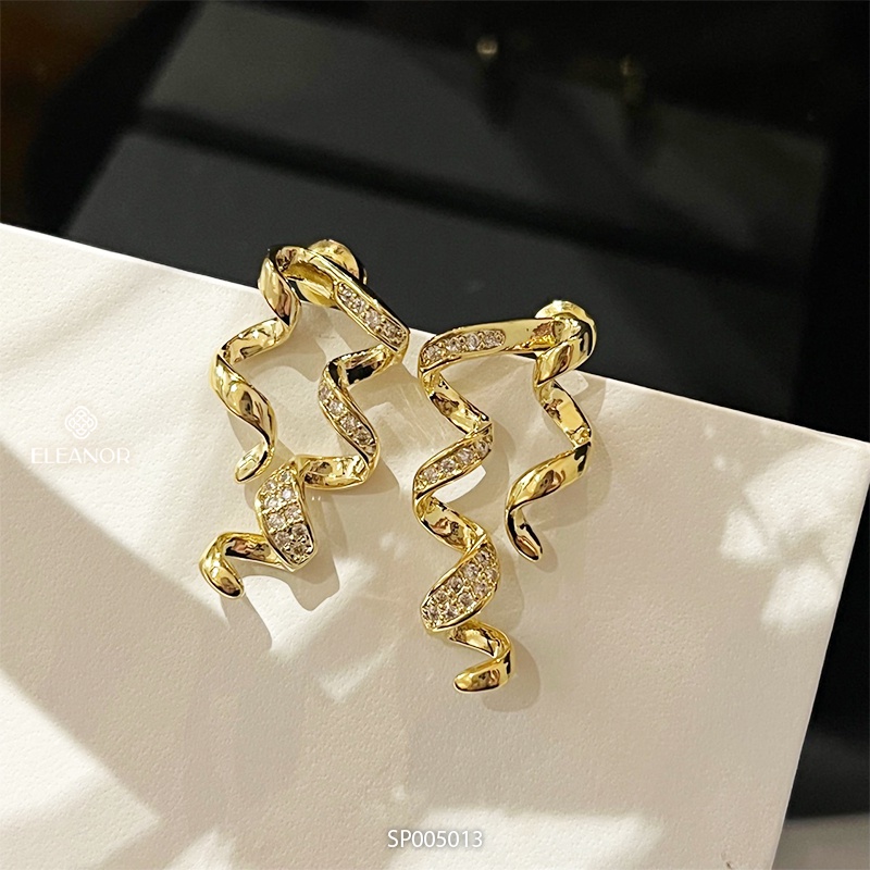 Bông tai nữ Eleanor Accessories hình xoắn lượn sóng đính đá phụ kiện trang sức 5013