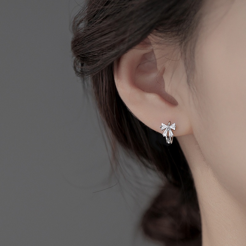 Bông tai nơ đá chất liệu bạc 925 Hasa khuyên tai hoa tai tròn phong cách Hàn Quốc cực xinh nữ tính