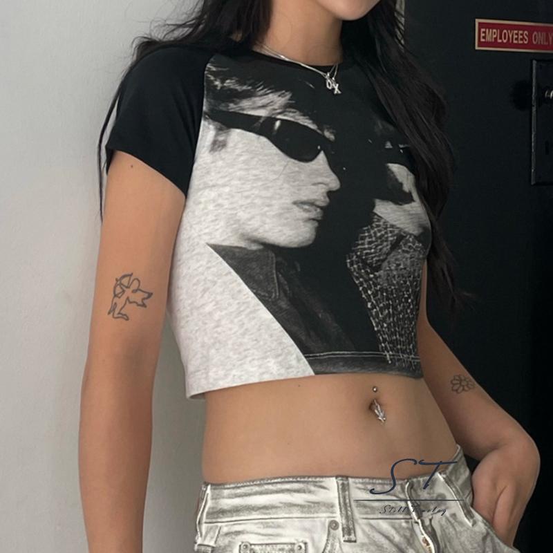 Áo Thun Crop Top Nữ Cổ Tròn Tay Ngắn In Hình Chân Dung Màu Đen Phong Cách Vintage CY03
