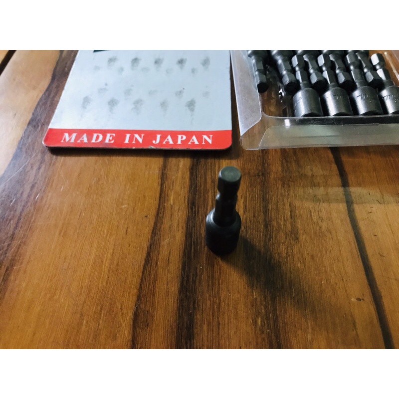 Vỉ 10 chiếc Đầu bắn tôn Makita 8x48mm new 100%