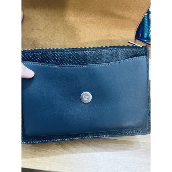 Pass túi đeo chéo Coach auth