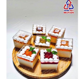 100 Ly tiramisu vuông LC-6055 đựng bánh mix nhiều vị panna cotta , bánh mousse
