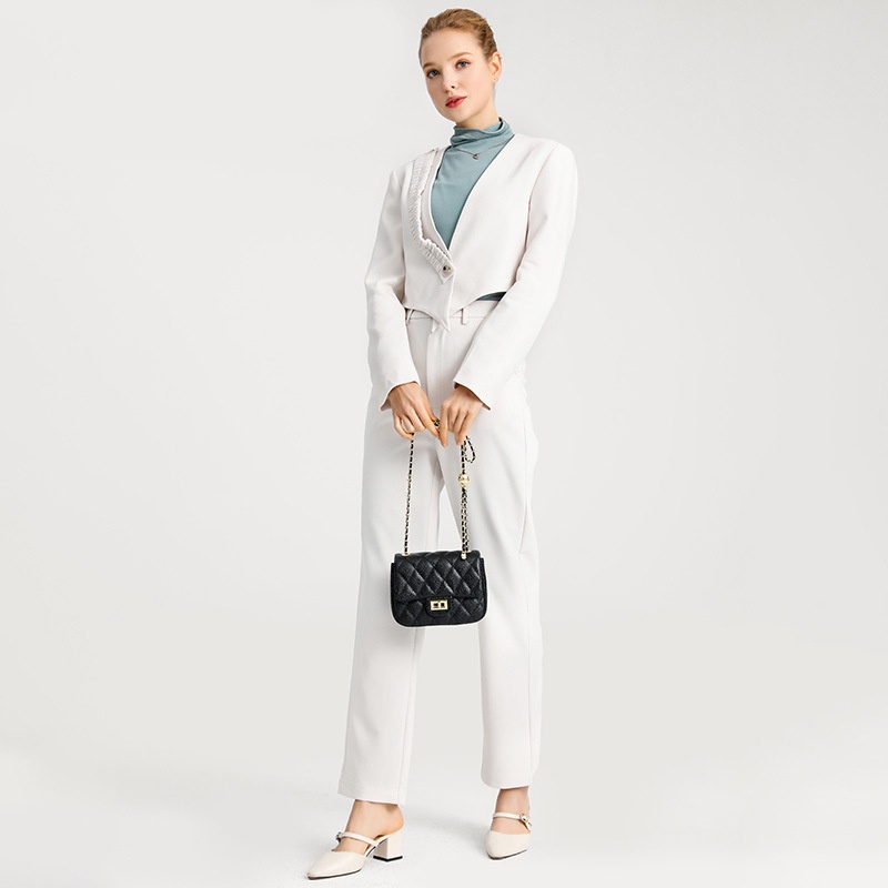 Túi Đeo Chéo Dây Xích Hình Thoi Nhỏ Màu Vàng Cho Nữ