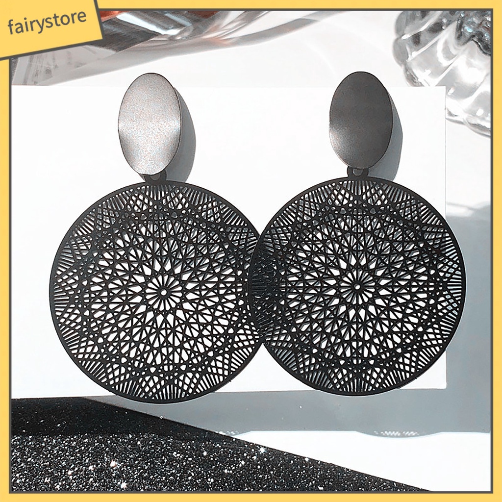 1 Đôi Bông Tai Hình Tròn Bằng Hợp Kim Thiết Kế Đục Lỗ Thời Trang Cho Nữ