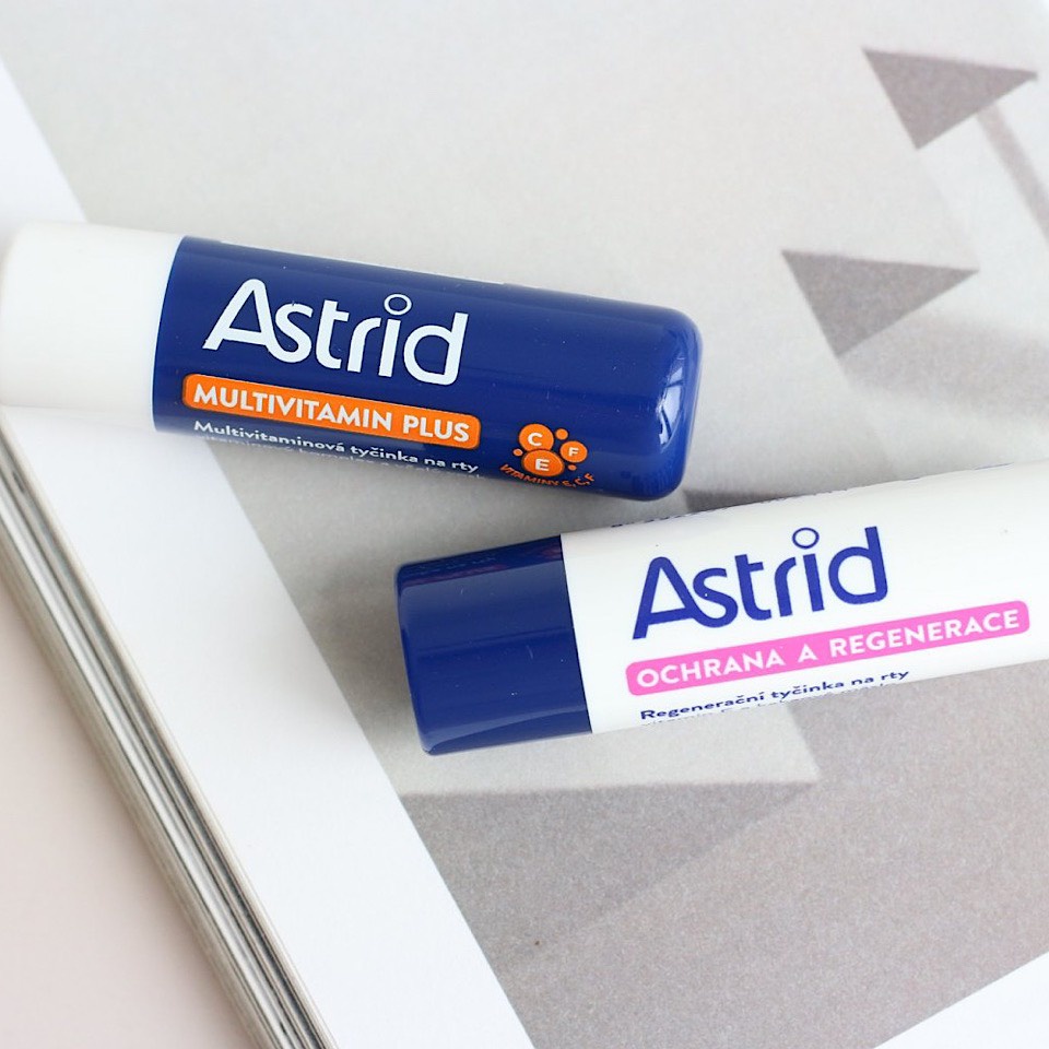 Son dưỡng môi Astrid mỡ hươu 4.7g