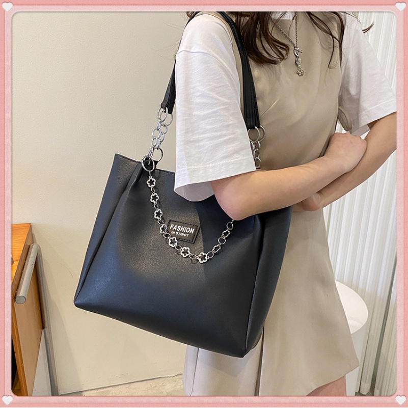 M97-Túi Xách Da pu Mềm Cỡ Lớn Phối Dây Xích Thời Trang Hàn Quốc Cao Cấp Cho Nữ