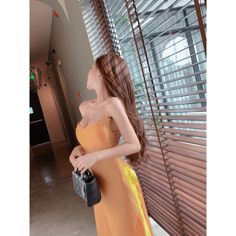 HOT HOT | ĐẦM SATIN HAI DÂY DÁNG DÀI SIÊU ĐỈNH CỦA CHỚP UP SHOP HHP