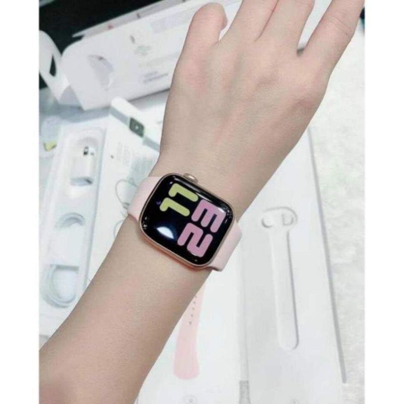 Đồng hồ Smart Watch T500 gồm 4 màu : đen, trắng, hồng , xanh rêu full box và dây xạc