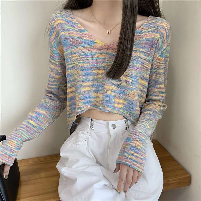 Áo Croptop Dệt Kim Tay Dài Cổ Chữ V Hoạ Tiết Kẻ Sọc Cầu Vồng