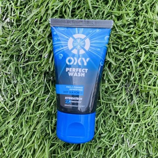 Thanh lý 2 tuýp sữa rửa mặt Oxy 25gam được chọn mẫu Date tháng 9/2025