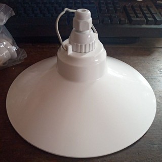 Bộ Chao đèn Chóa đèn nhựa trắng ngoài trời 25cm và đui E27 Kín nước của SOPOKA - B250