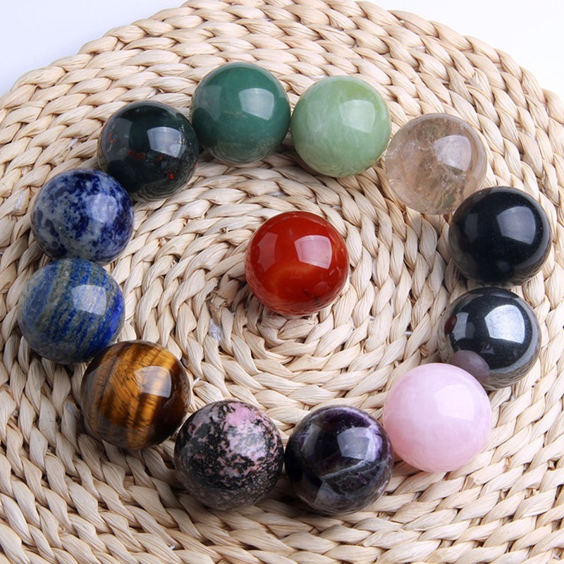 1 Quả Cầu Đá Pha Lê Tự Nhiên Dùng Làm Quà Lưu Niệm