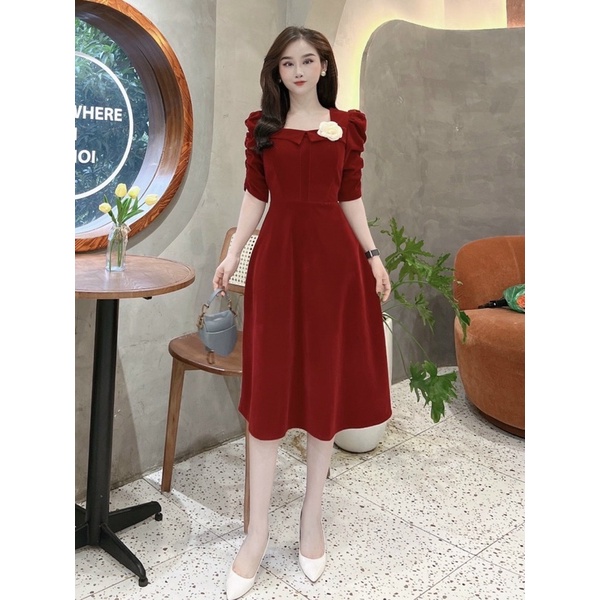 Váy nhung đỏ cổ vuông sun tay kèm tag nơ