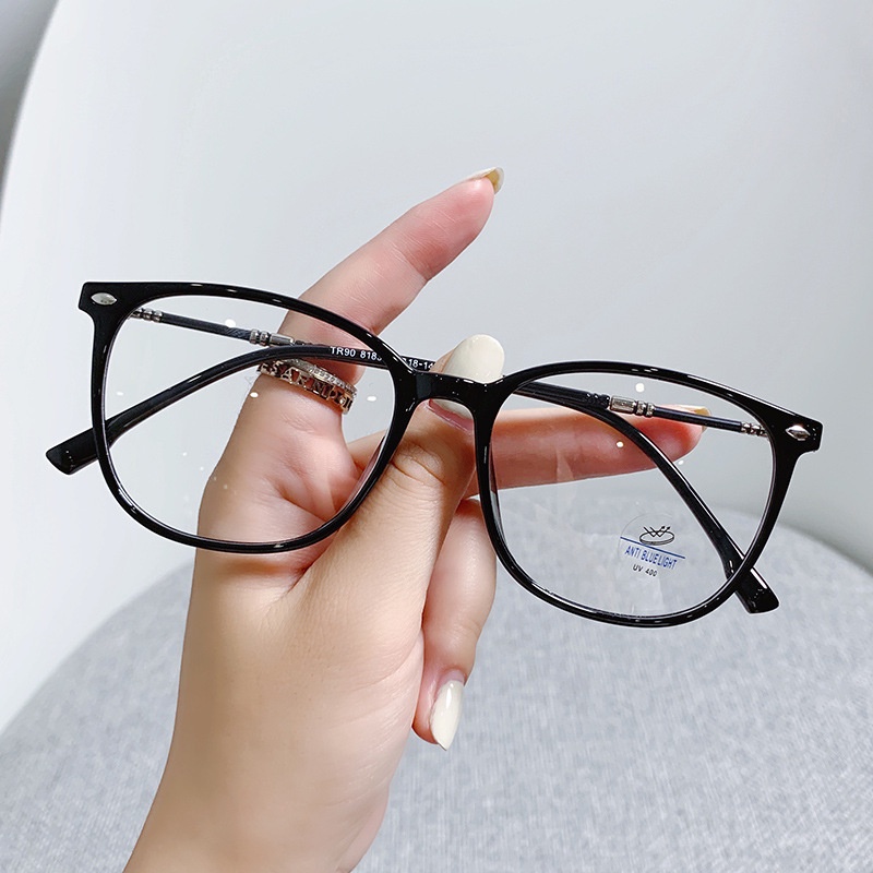 Mắt Kính Nhựa Trong Suốt Chống Ánh Sáng Xanh Hỗ Trợ Chơi Game