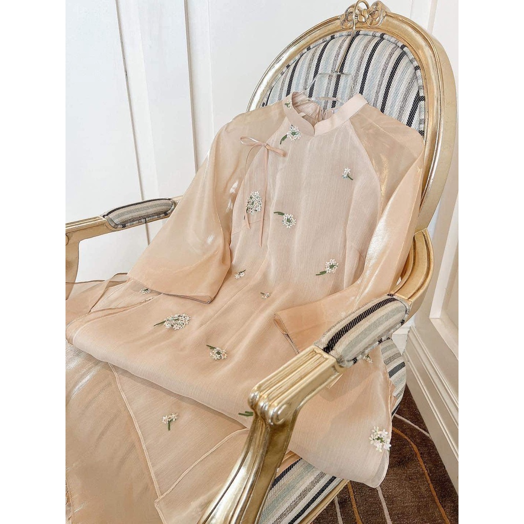 Áo dài cách tân cúc chi thêu hoa nổi, nhẹ nhàng mẫu mới nhất 2023, xưởng may cam kết chất lượng, phom dáng