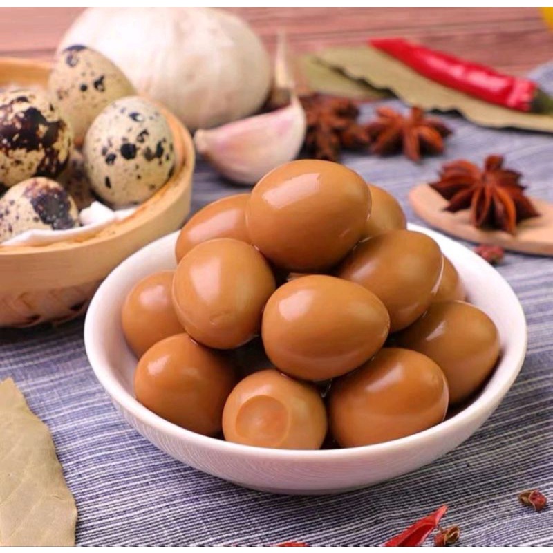 TRỨNG CÚT MUỐI XÌ DẦU (1 dây 3 quả )