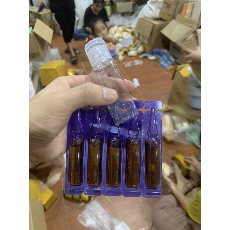 Tinh dầu bôi đau mỏi tặng kèm lọ chiết vỉ 5 ống
