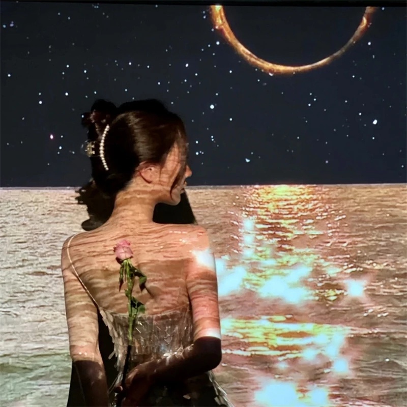 Đèn Chiếu Hình Mặt Trăng / Trái Đất Lãng Mạn Thay Thế Dùng Pin Trang Trí Phông Nền Tiệc Tùng