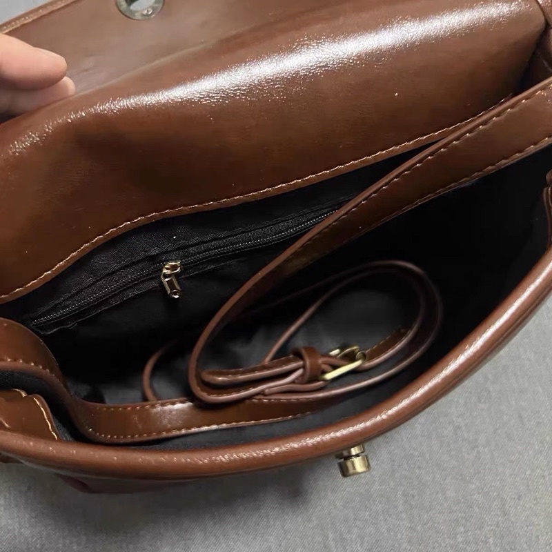 Túi bì thư đeo chéo da basic (có sẵn, hình thật)