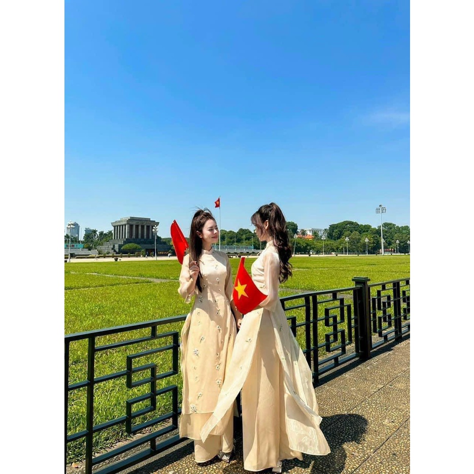 Áo dài cách tân cúc chi thêu hoa nổi, nhẹ nhàng mẫu mới nhất 2023, xưởng may cam kết chất lượng, phom dáng