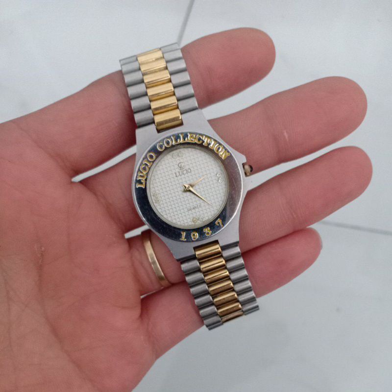đồng hồ nữ si thụy sĩ hiệu LUCIO demi mạ vàng size 33mm chính hãng đã qua sử dụng độ mới 90%