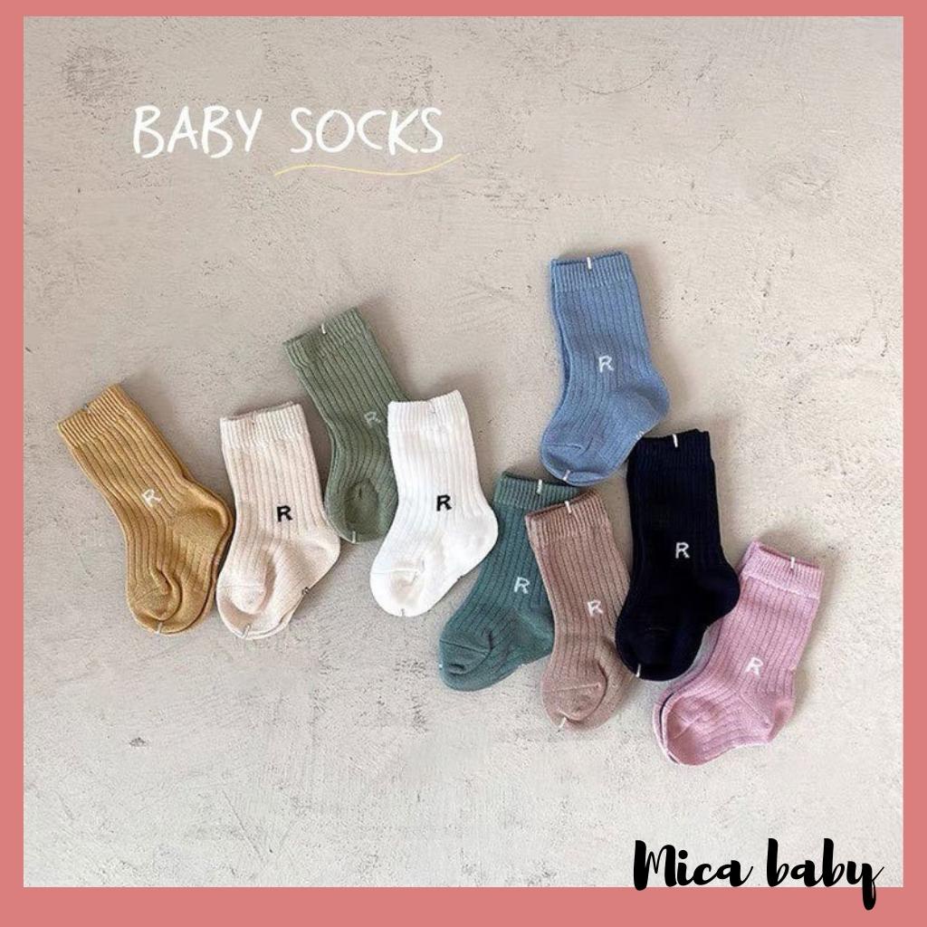 Tất vớ cao cổ chất len thêu chữ R phong cách Hàn Quốc đáng yêu cho bé T32 Mica baby