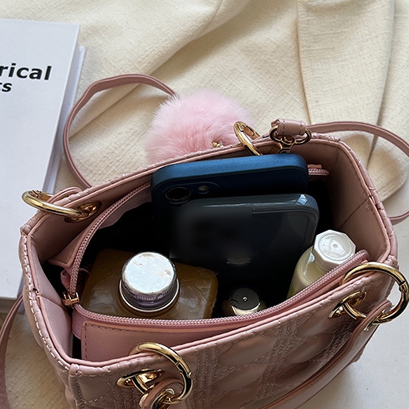 Ielgy Túi Đeo Chéo Hình Thoi Bằng Len Phối Bóng Lông Chất Lượng Cao