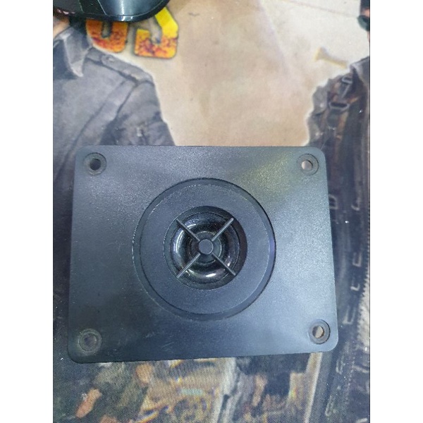 Loa treb tháo thùng loa Canada