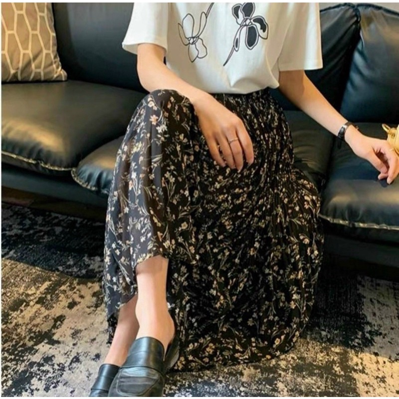 Chân váy von hoa nhí