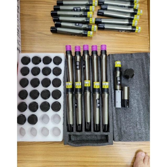 Micro karaoke Kim Cương UHF mẫu mới, Mic chuyên lắp loa kéo, loa xách tay, nâng cấp micro, dò sóng dể dàng, chống hú rít