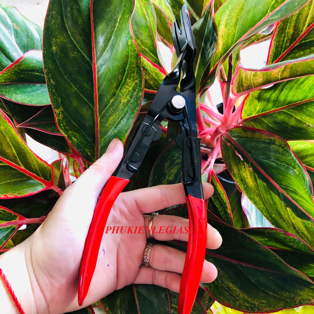 Kìm tháo chốt vít nhựa đa năng bằng kim loại