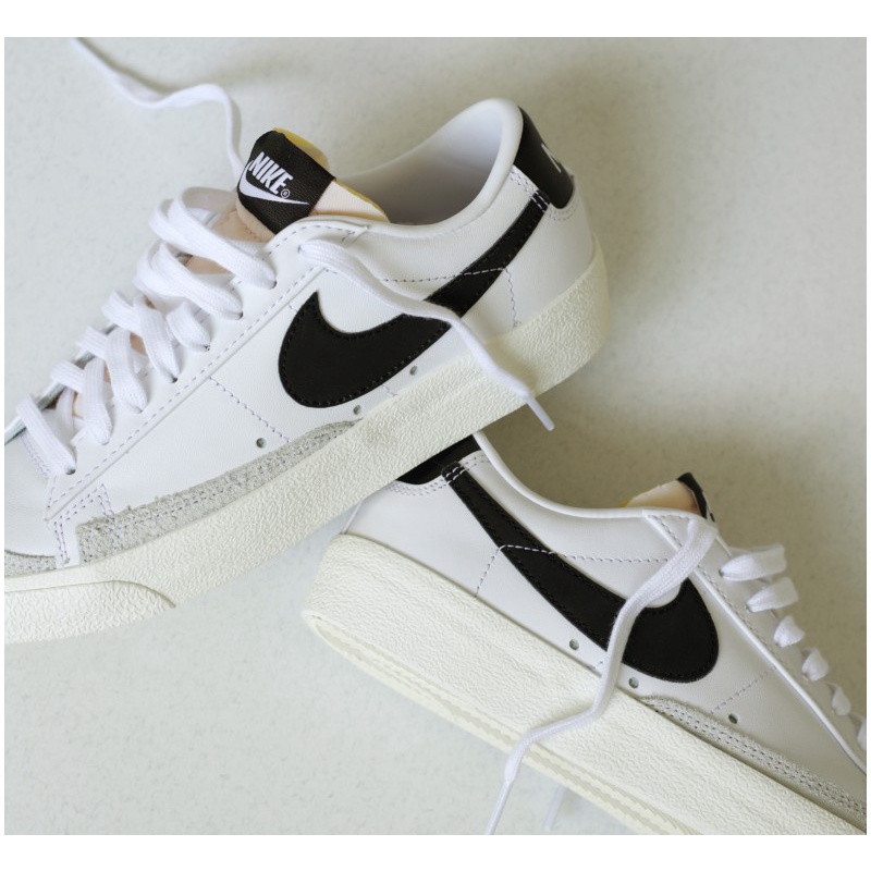 Giày Nike Blazer Low '77 Wms White Black