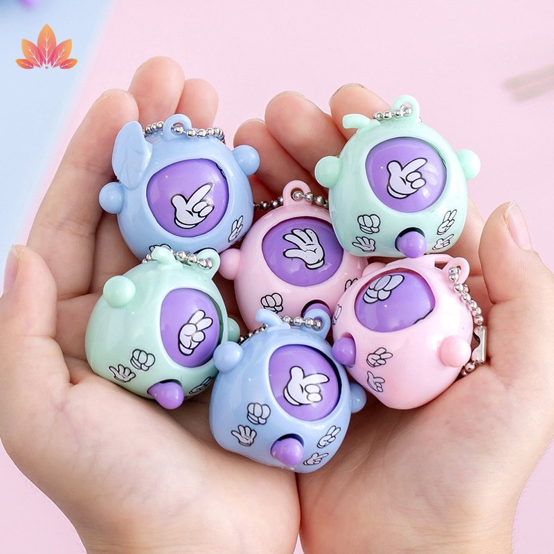 1 Móc Khóa Hình Cây Kéo / Tờ Báo Dùng Làm Quà Tặng Sinh Nhật / Tiệc Cưới / Giáng Sinh JP5